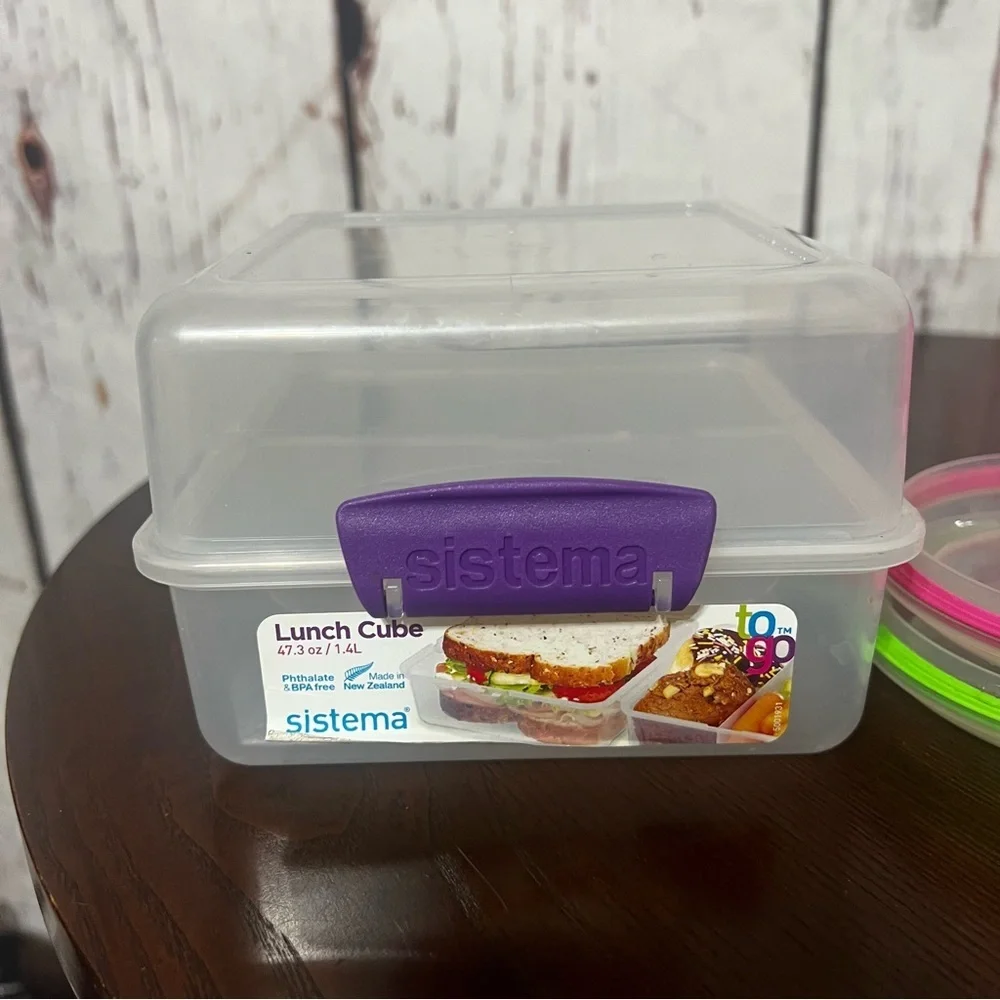 Sistema Food Storage containers. 2 soup 19 oz cups and 1 lunch cube